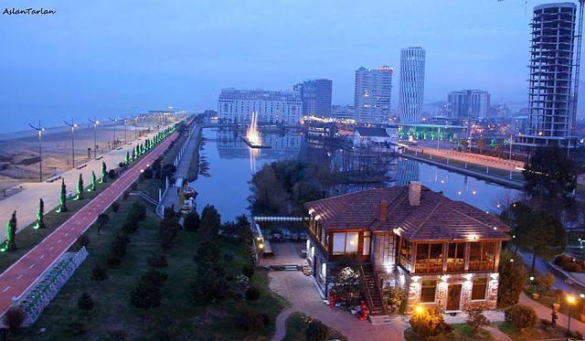 Nino Apartment On Pirosmani Batumi Szoba fotó